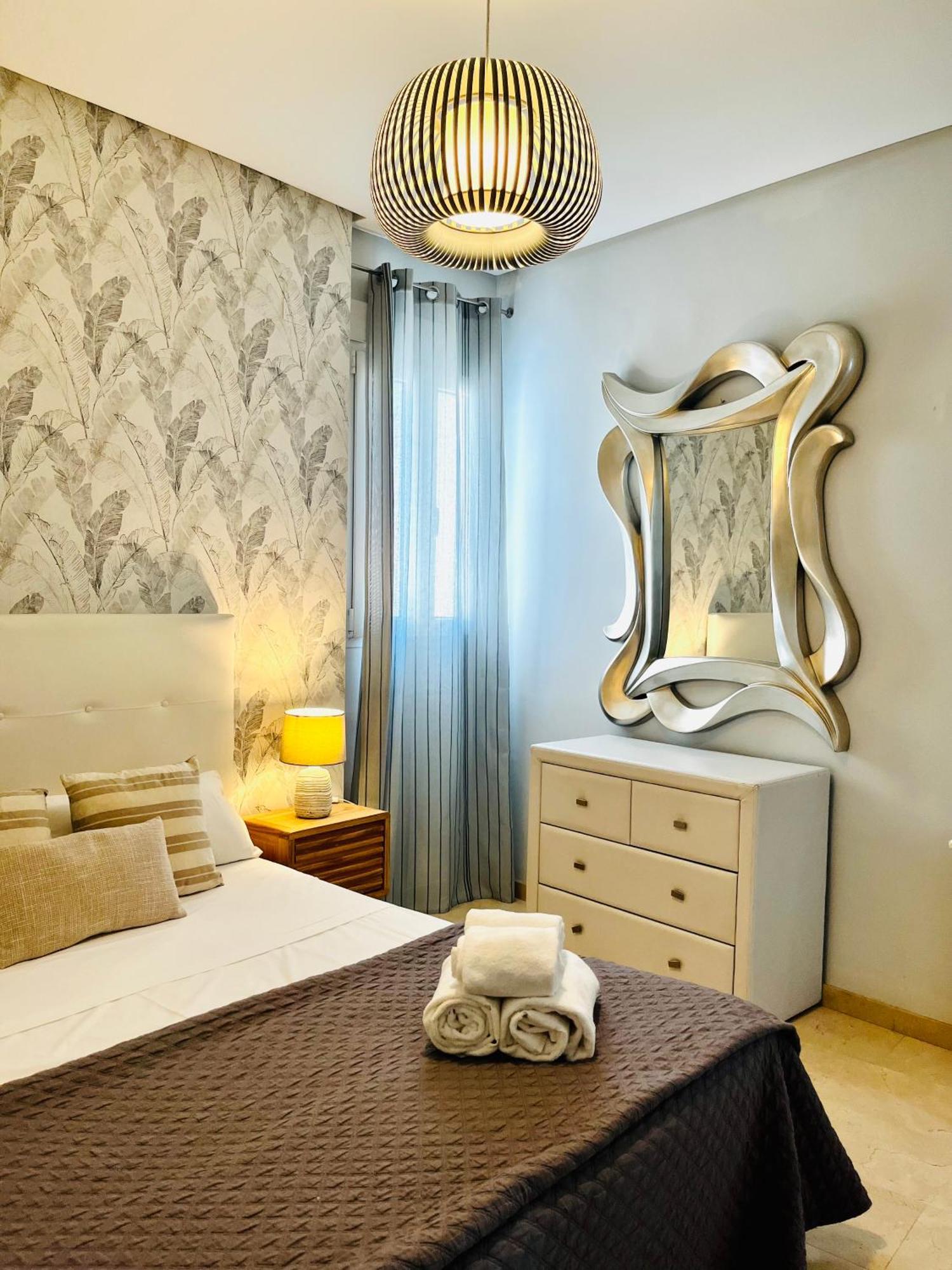 Travel Habitat Atico Calle Comedias Apartman Valencia Kültér fotó
