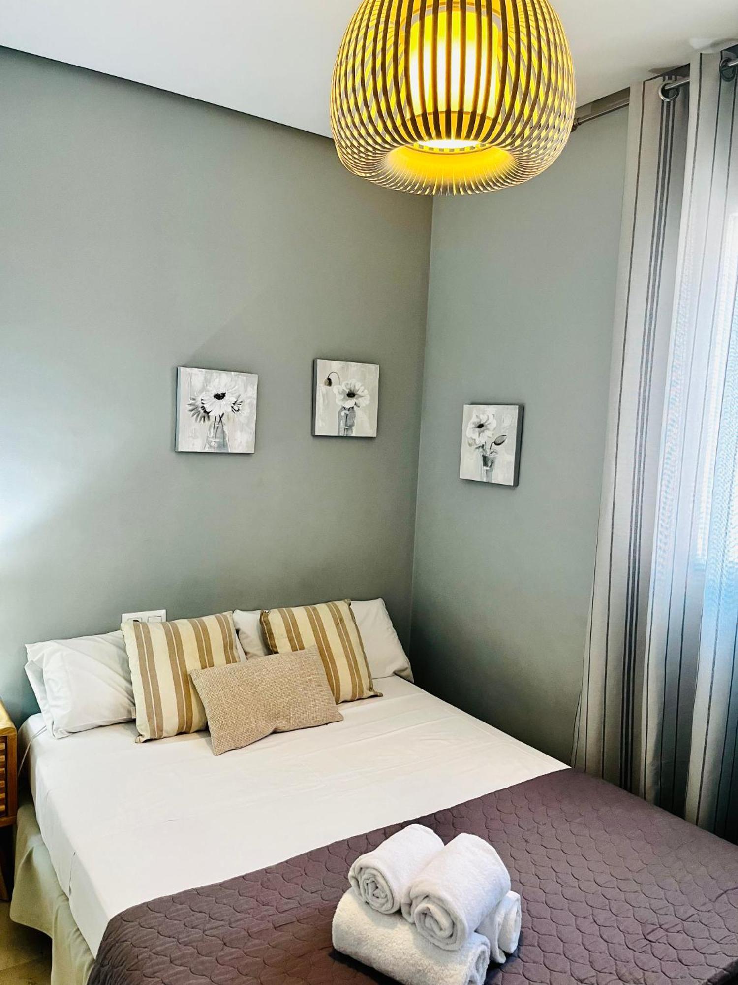 Travel Habitat Atico Calle Comedias Apartman Valencia Kültér fotó