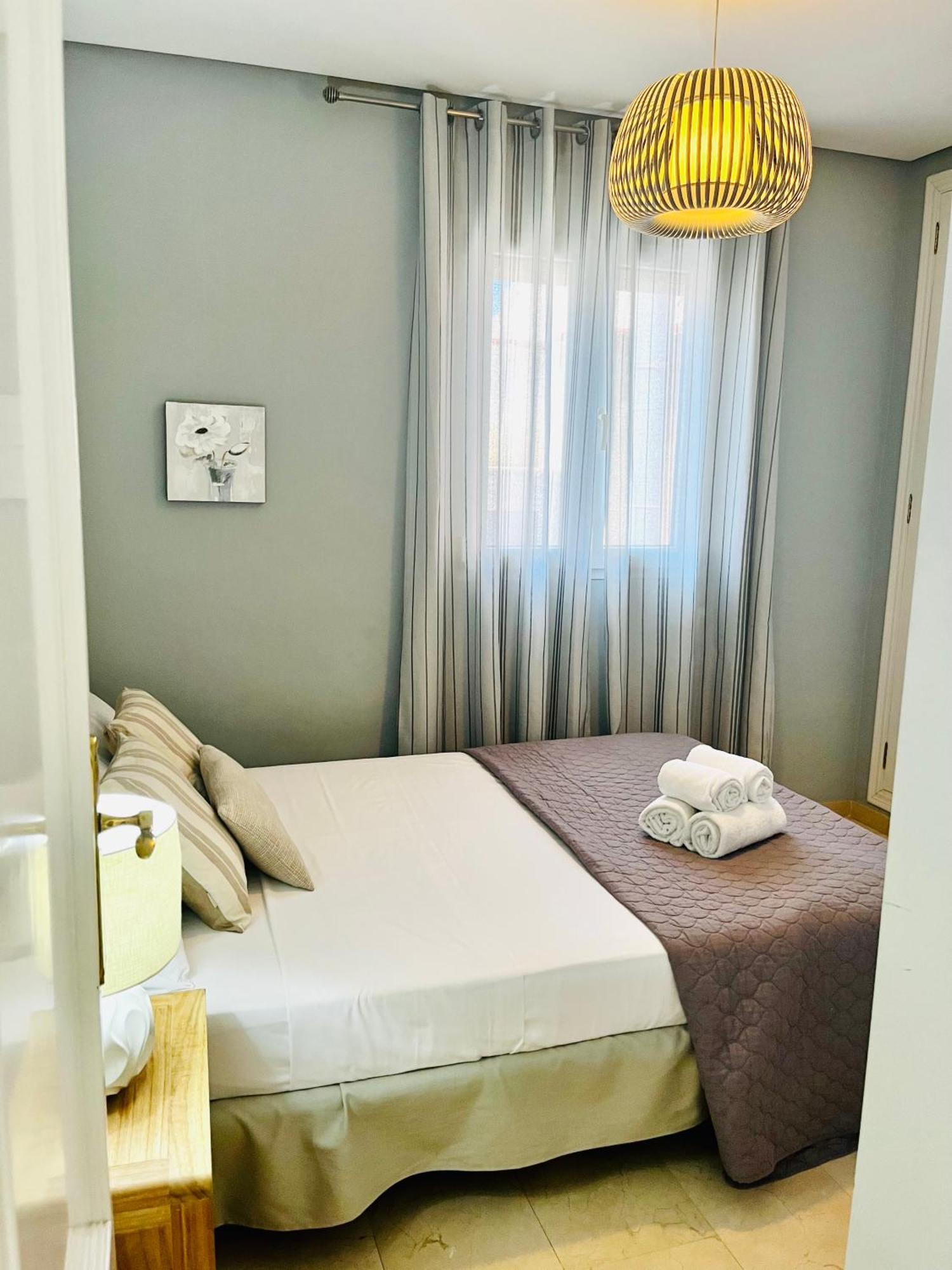 Travel Habitat Atico Calle Comedias Apartman Valencia Kültér fotó