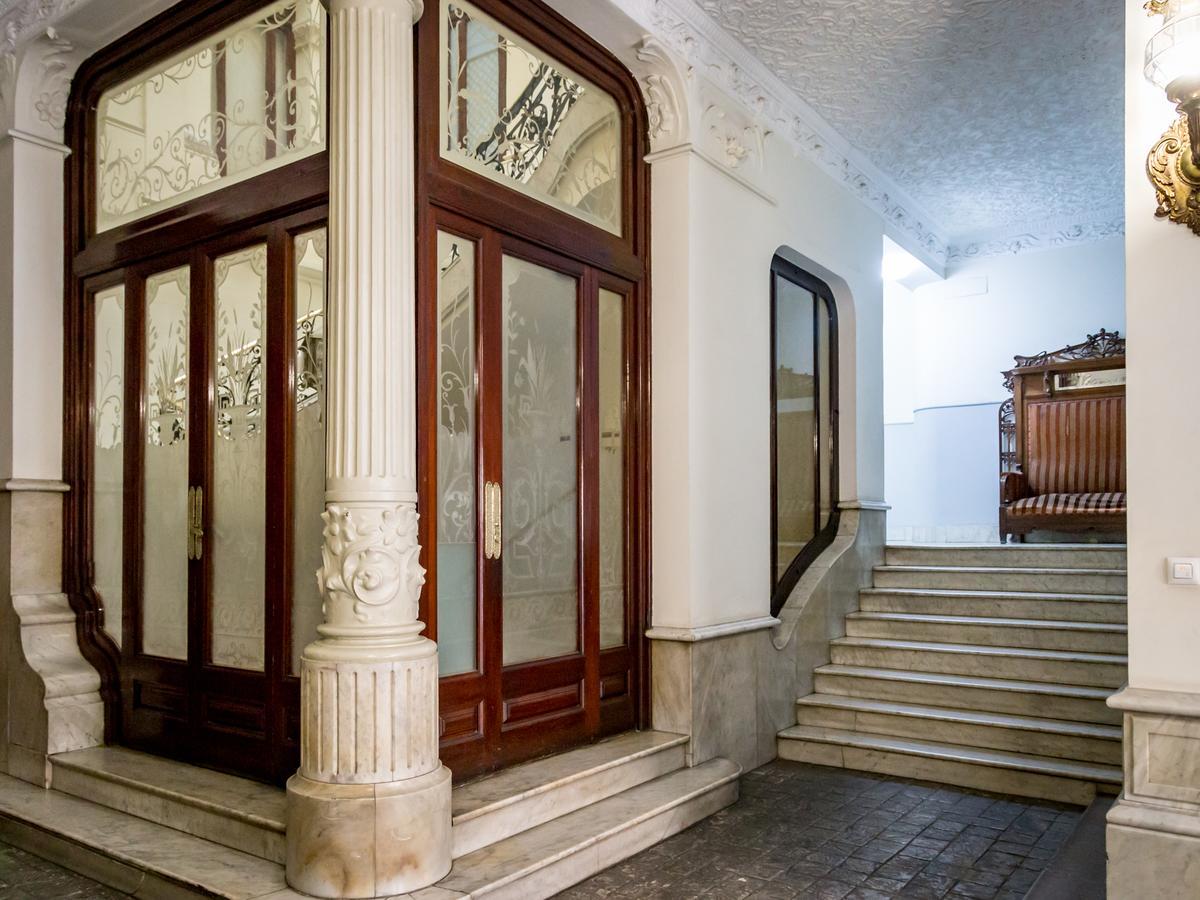 Travel Habitat Atico Calle Comedias Apartman Valencia Kültér fotó